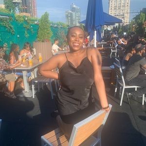 Meet your Posher, Frances